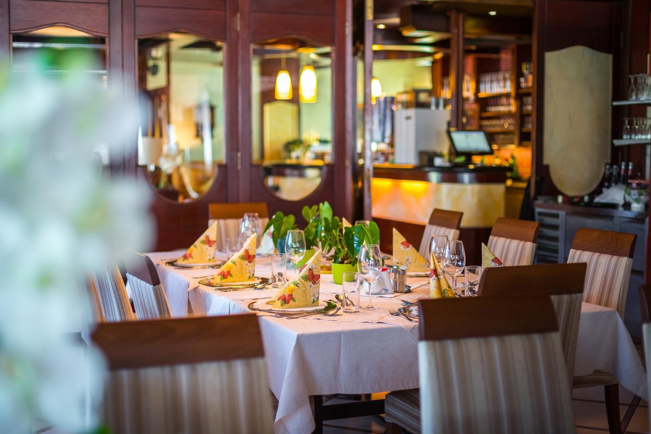 Hotel Paradiesquelle Puchberg am Schneeberg Ngoại thất bức ảnh